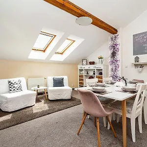 Apartment Lanoblessa, Prag